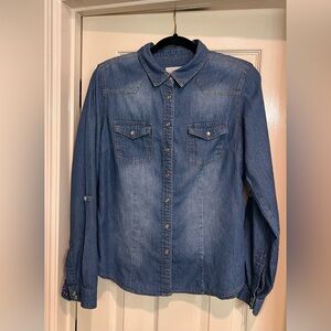 Denim Button-Up Shirt with Pearlized Snaps
YMI
Size L